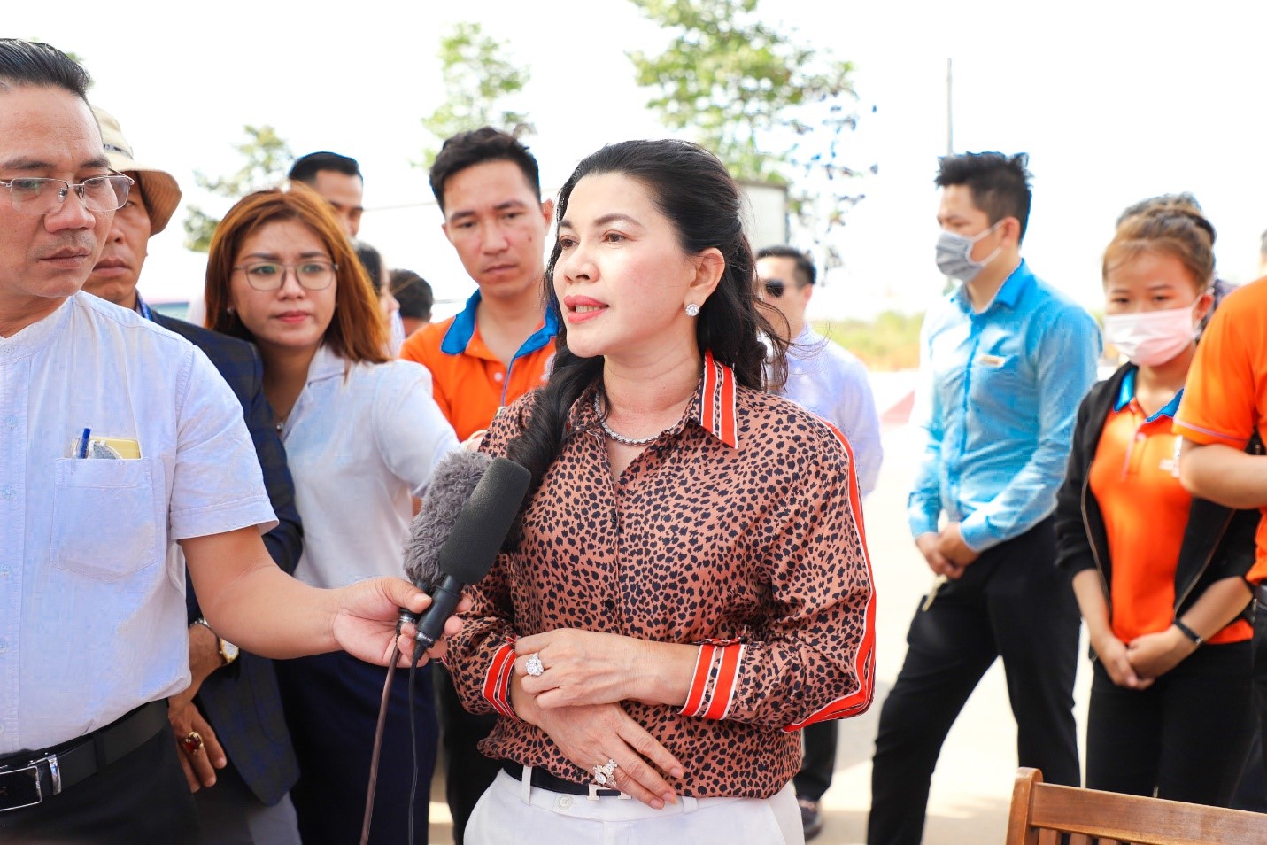 Bà Đặng Thị Kim Oanh chia sẻ truyền thông về những lùm xùm liên quan đến dự án Hòa Lân trong 2 năm qua